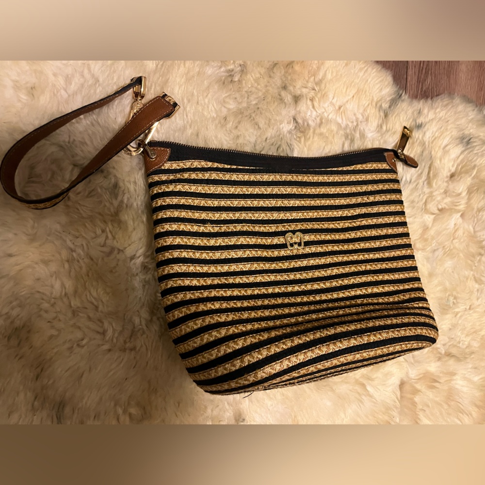 ERIC JAVITS Raffia Bucket Bag Wristlet - Picture 2 of 8